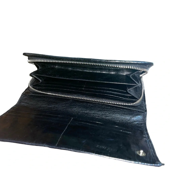 MIU MIU Black Matelassé Leather Wallet - Picture 10 of 15